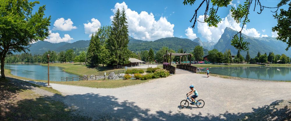 © Lac aux Dames recreatiecentrum in de zomer - Christian Martelet