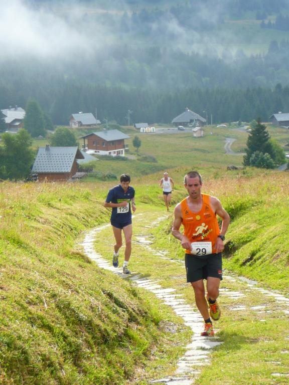 Praz de Lys via het geplaveide pad