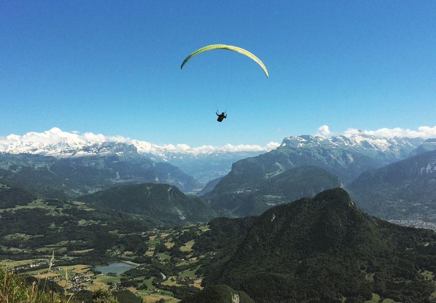 Luswandeling van het paragliden